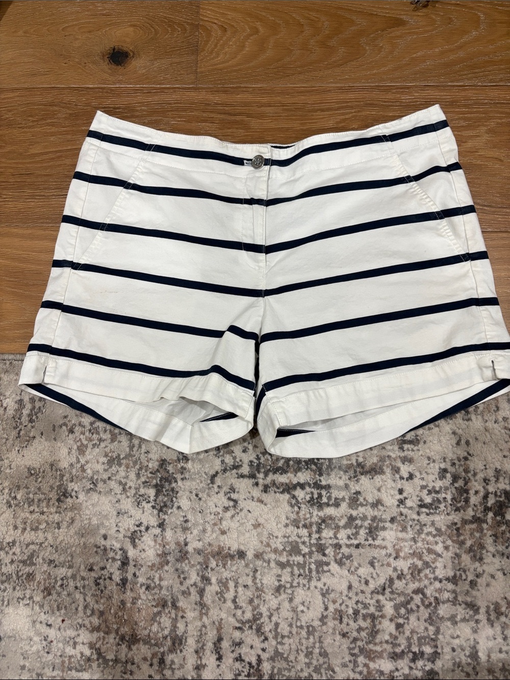 Nautica Striped White and Navy Cotton Shorts Women’s Size 12